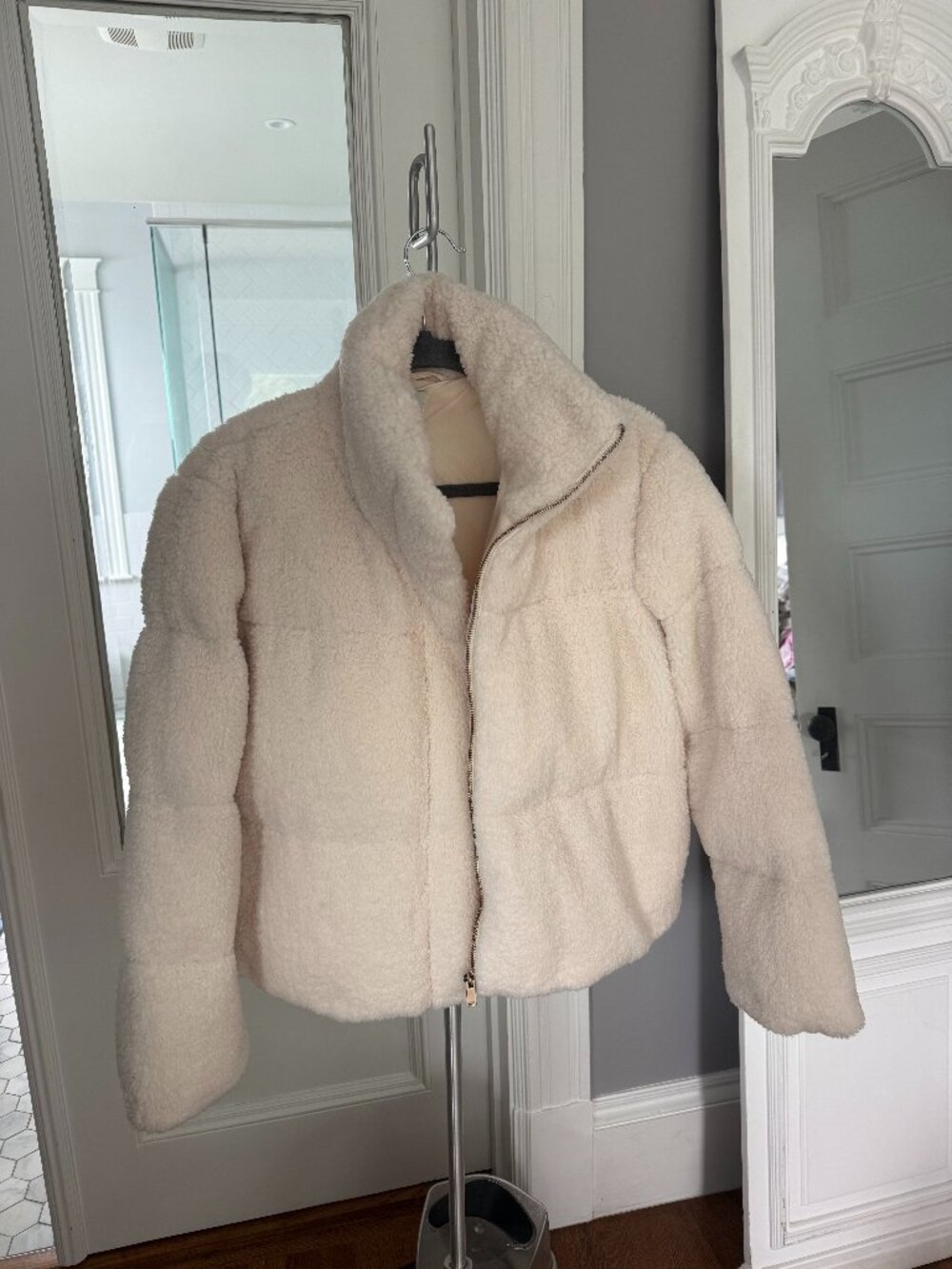 Sherpa like Ivory Coat